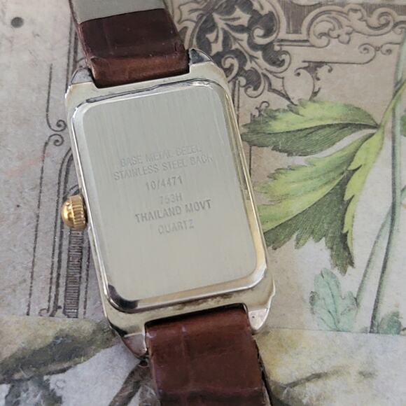 Vintage Watches Anne Klein II 10/4471 Quartz Rectangular Gold White Dial - Picture 9 of 10